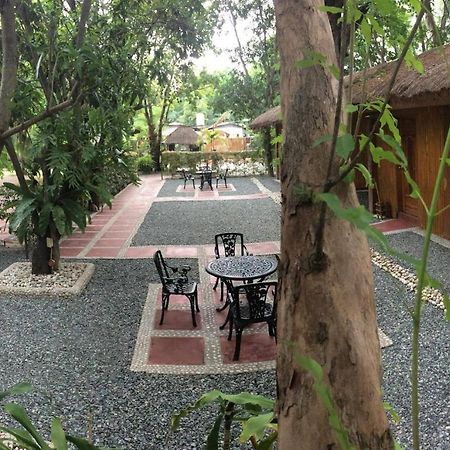 Buenavista Family Inn Tagudin Exterior foto