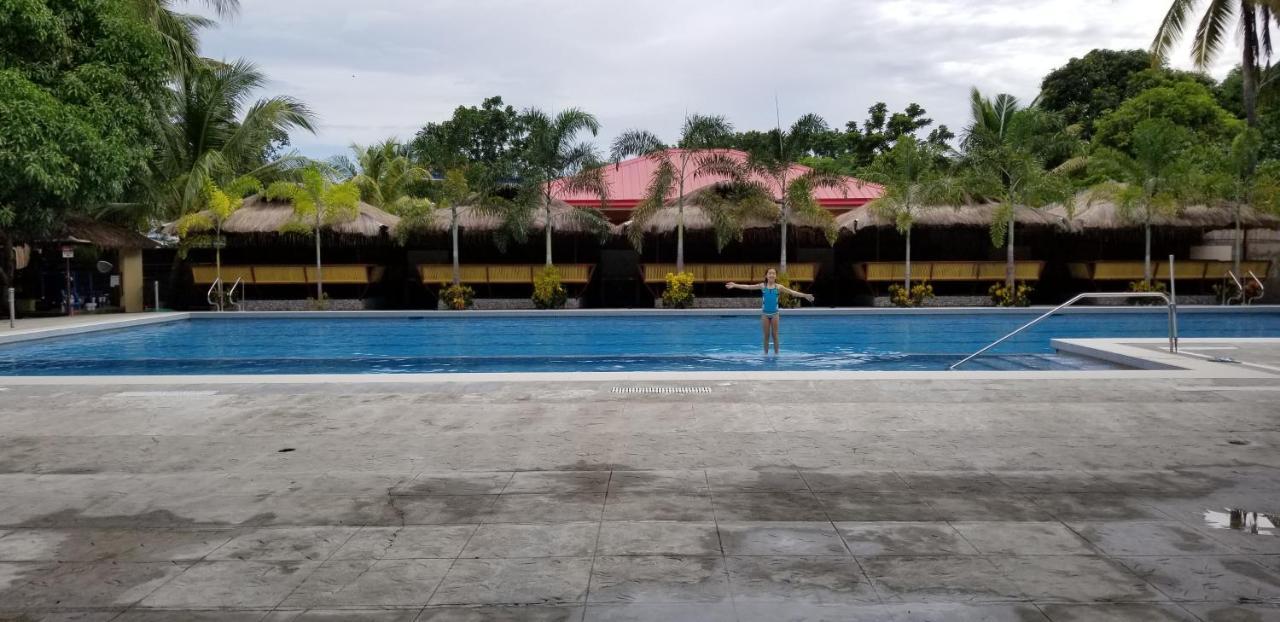 Buenavista Family Inn Tagudin Exterior foto